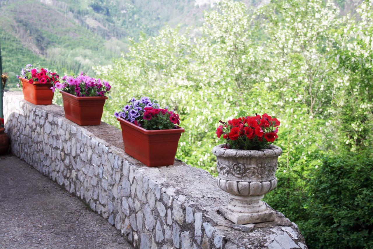 Tra I Monti Bed and Breakfast Tramonti Eksteriør billede